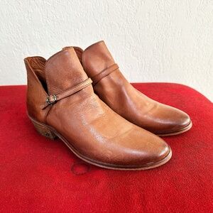 Sam Edelman Women's Palmer Ankle leather Boot.